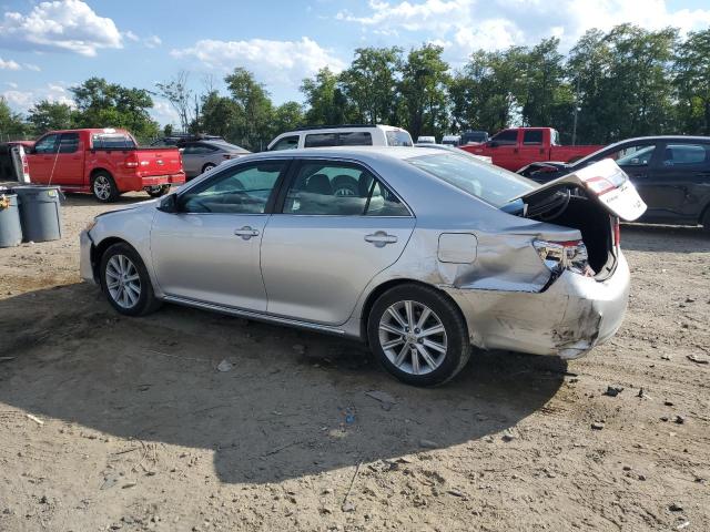 4T4BF1FK3CR274216 - 2012 TOYOTA CAMRY BASE SILVER photo 2