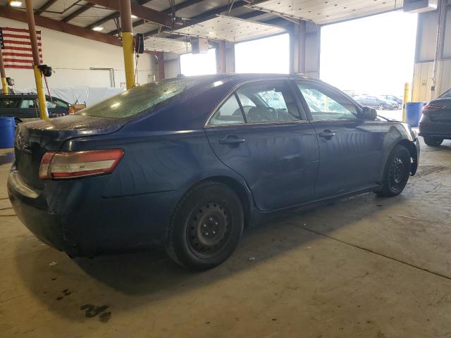 4T1BF3EK3BU585425 - 2011 TOYOTA CAMRY BASE BLUE photo 3