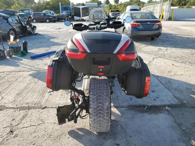 3JB2HEH24NJ000869 - 2022 CAN-AM RYKER RALLY EDITION WHITE photo 4