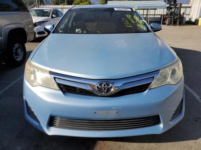 4T1BF1FK5CU580490 - 2012 TOYOTA CAMRY BASE BLUE photo 5