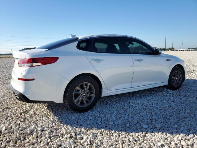 5XXGT4L39LG409524 - 2020 KIA OPTIMA LX WHITE photo 3