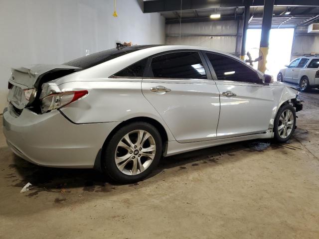 5NPEC4AC6CH456976 - 2012 HYUNDAI SONATA SE SILVER photo 3