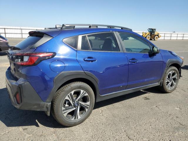 JF2GUADC5R8267292 - 2024 SUBARU CROSSTREK PREMIUM BLUE photo 3