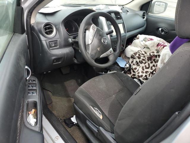 3N1CN7AP6JL884293 - 2018 NISSAN VERSA S 银色 照片 8