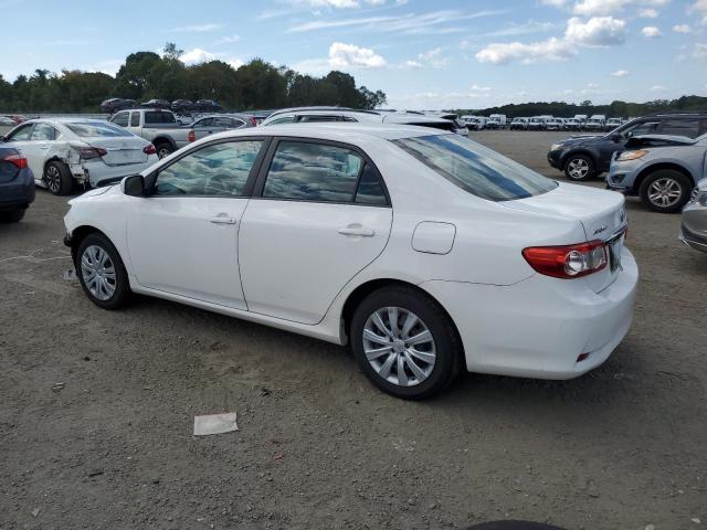 2T1BU4EE5CC864416 - 2012 TOYOTA COROLLA BASE 白色 照片 2