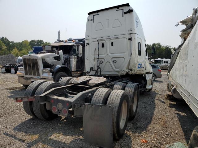 3AKJHHDR6LSKL7824 - 2020 FREIGHTLINER CASCADIA 1 WHITE photo 4
