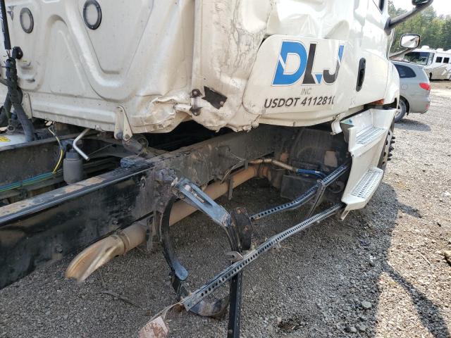 3AKJHHDR6LSKL7824 - 2020 FREIGHTLINER CASCADIA 1 WHITE photo 9