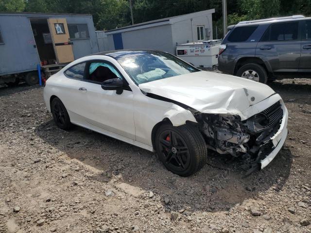 WDDWJ8EB0KF840608 - 2019 MERCEDES-BENZ C 300 4MATIC WHITE photo 4