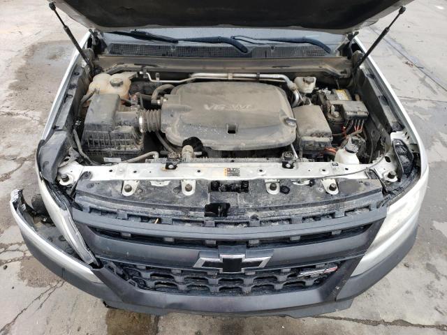 1GCGTEEN2K1194843 - 2019 CHEVROLET COLORADO ZR2 SILVER photo 11