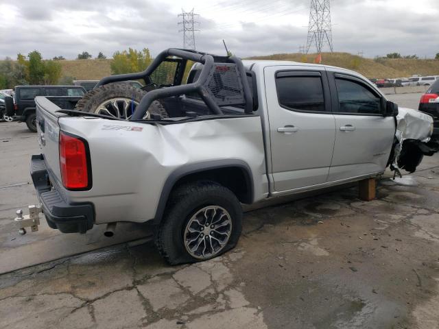 1GCGTEEN2K1194843 - 2019 CHEVROLET COLORADO ZR2 SILVER photo 3