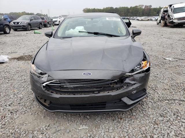 3FA6P0G74HR212149 - 2017 FORD FUSION S GRAY photo 5