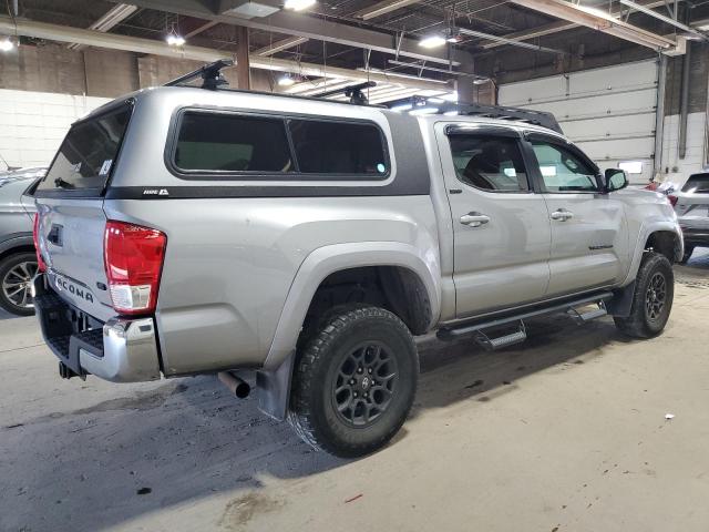 3TMCZ5AN7HM078262 - 2017 TOYOTA TACOMA DOUBLE CAB SILVER photo 3