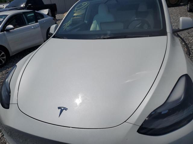 7SAYGDEE4PF863019 - 2023 TESLA MODEL Y Білий фото 11