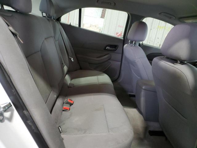 1G11B5SA9GF102706 - 2016 CHEVROLET MALIBU LIM LS WHITE photo 10