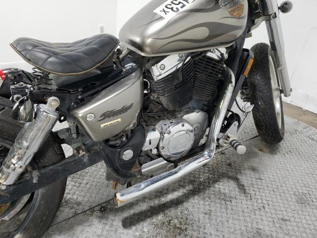 1HFSC430X6A600276 - 2006 HONDA VT1100 C2 GRAY photo 12