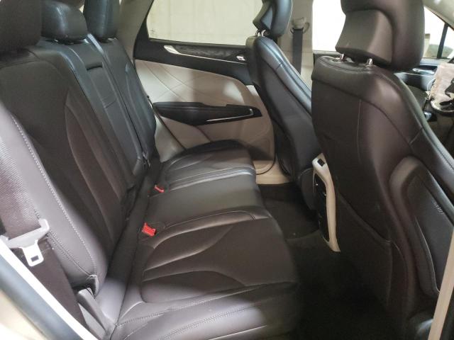 5LMCJ3D90HUL35583 - 2017 LINCOLN MKC RESERVE Bej foto 11