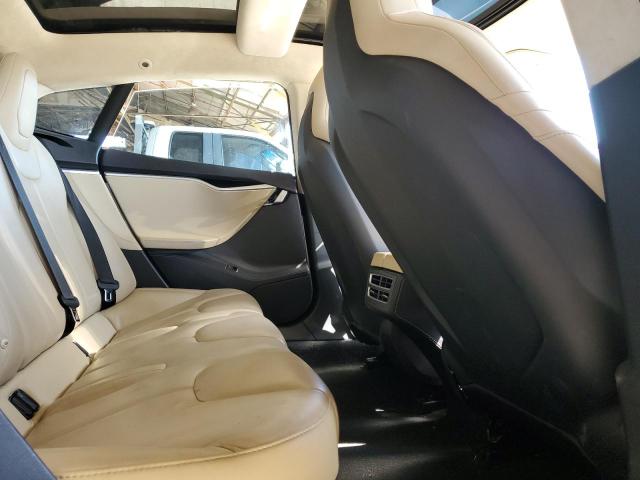 5YJSA1E47GF124480 - 2016 TESLA MODEL S SILVER photo 10