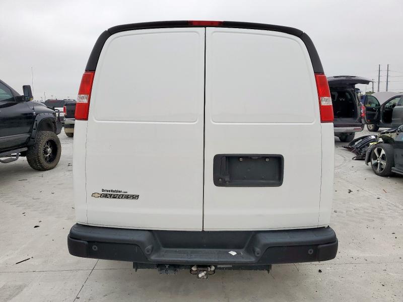 1GCZGHF17M1179753 - 2021 CHEVROLET EXPRESS G3 白色 照片 6