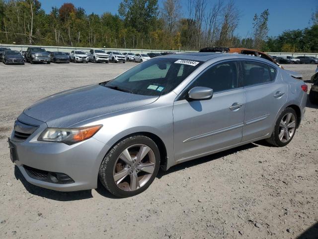 19VDE1F76DE003133 - 2013 ACURA ILX 20 TECH SILVER photo 1