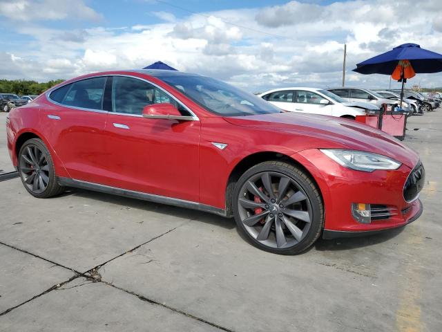 5YJSA1E47FF119973 - 2015 TESLA MODEL S 红色 照片 4