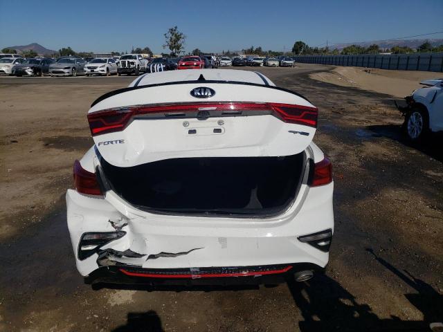 3KPF34AD1ME306017 - 2021 KIA FORTE GT LINE WHITE photo 6