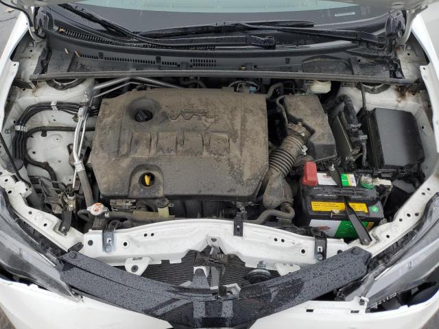 5YFBURHE5JP832703 - 2018 TOYOTA COROLLA L WHITE photo 11