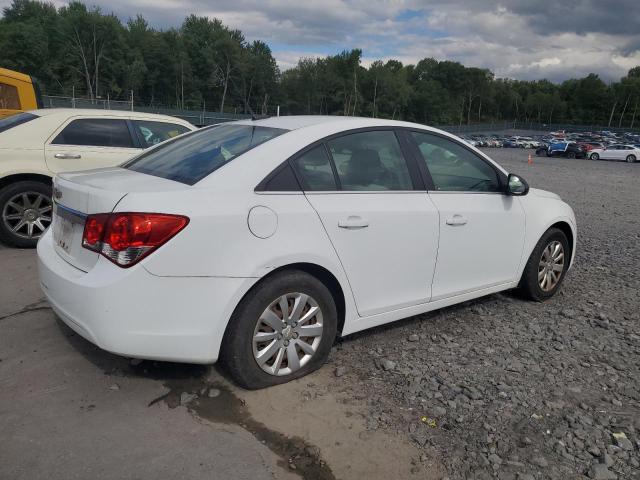 1G1PC5SH6B7137386 - 2011 CHEVROLET CRUZE LS Ақ фото 3