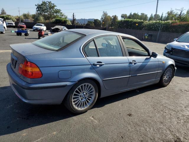 WBAEV53443KM29358 - 2003 BMW 3 SERIES I BLUE photo 3