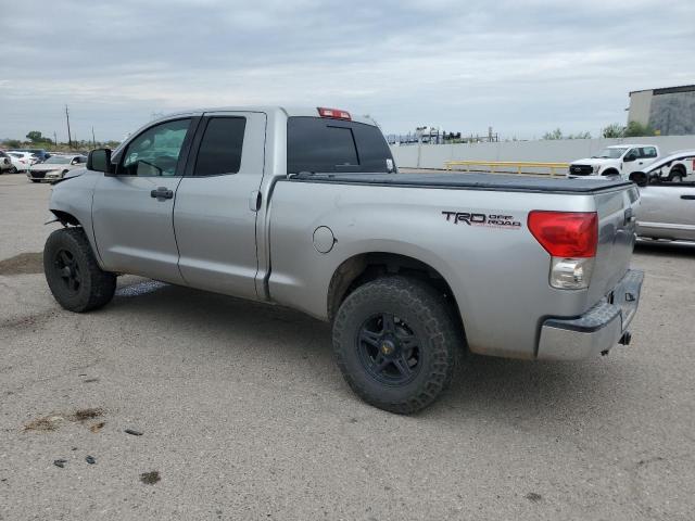 5TBRT54197S451605 - 2007 TOYOTA TUNDRA DOUBLE CAB SR5 SILVER photo 2