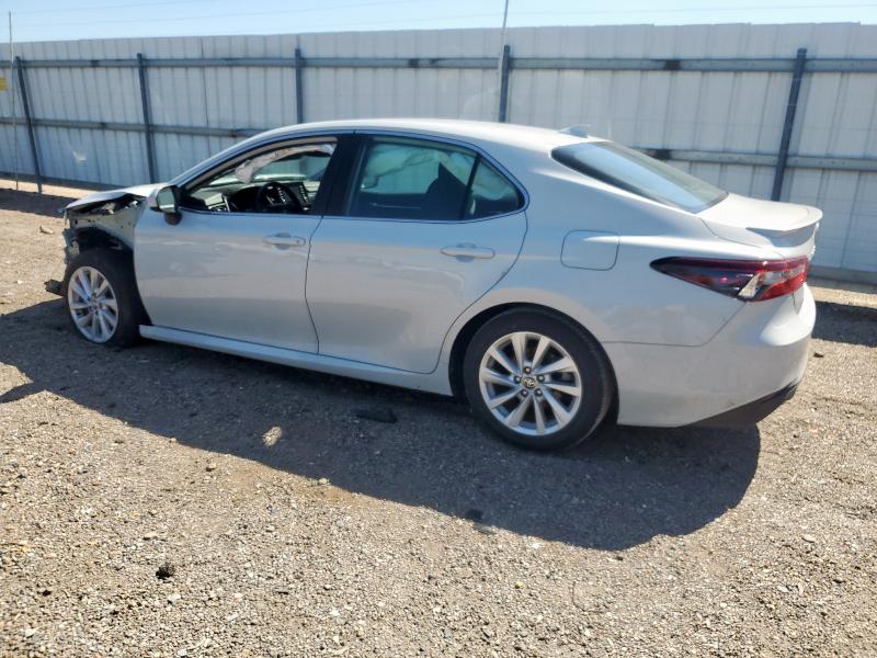 4T1C11AK8PU119011 - 2023 TOYOTA CAMRY LE WHITE photo 2