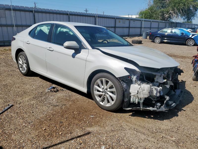 4T1C11AK8PU119011 - 2023 TOYOTA CAMRY LE WHITE photo 4