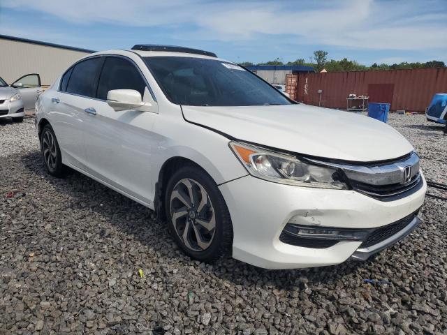 1HGCR2F74HA064732 - 2017 HONDA ACCORD EX WHITE photo 4