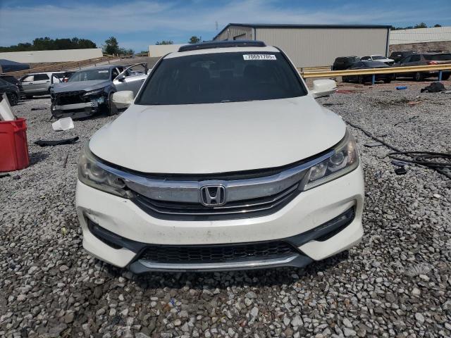 1HGCR2F74HA064732 - 2017 HONDA ACCORD EX WHITE photo 5