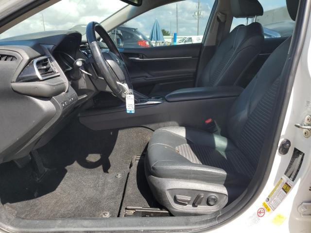 4T1B11HK2JU677705 - 2018 TOYOTA CAMRY L 白色 照片 7