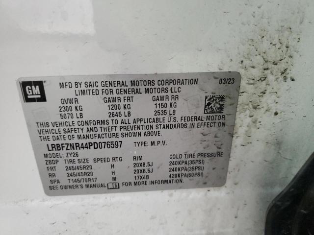 LRBFZNR44PD076597 - 2023 BUICK ENVISION ESSENCE WHITE photo 13