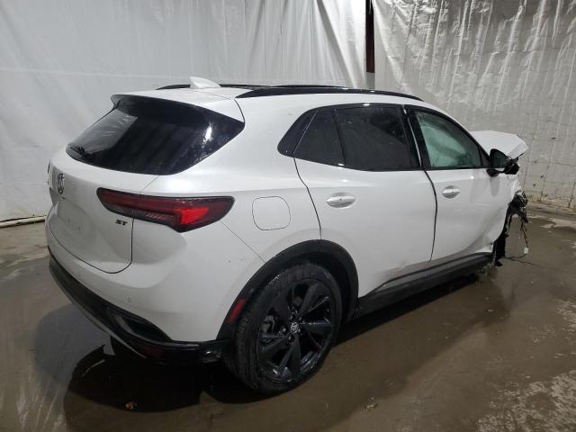 LRBFZNR44PD076597 - 2023 BUICK ENVISION ESSENCE WHITE photo 3