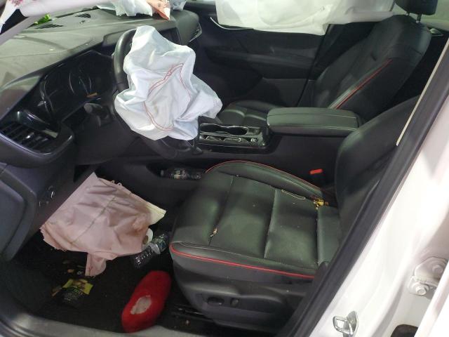 LRBFZNR44PD076597 - 2023 BUICK ENVISION ESSENCE WHITE photo 7