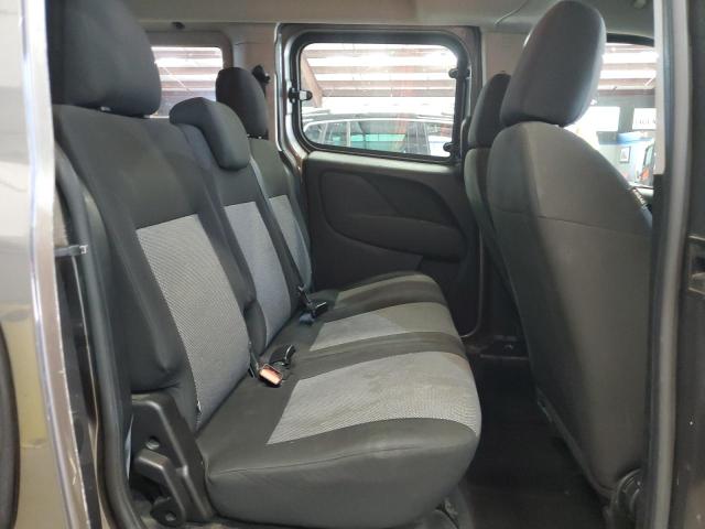 ZFBERFAB8J6L25429 - 2018 RAM PROMASTER GRAY photo 11
