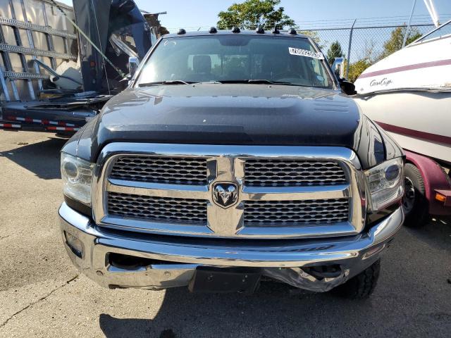 3C6UR5FL0JG204789 - 2018 RAM 2500 LARAMIE BLACK photo 5