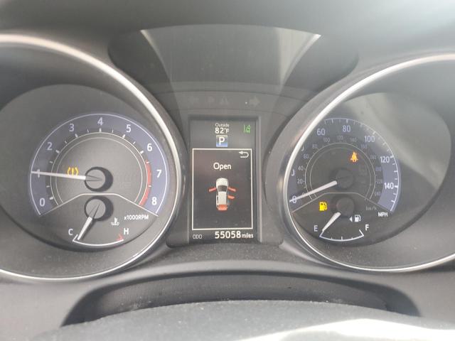 JTNKARJE7JJ558925 - 2018 TOYOTA COROLLA IM WHITE photo 9