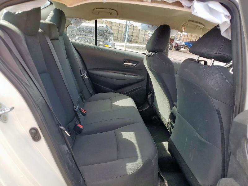 5YFEPMAE9MP224611 - 2021 TOYOTA COROLLA LE WHITE photo 10