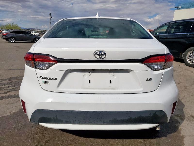 5YFEPMAE9MP224611 - 2021 TOYOTA COROLLA LE WHITE photo 6