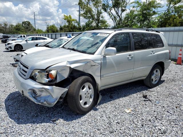 2004 TOYOTA HIGHLANDER, 