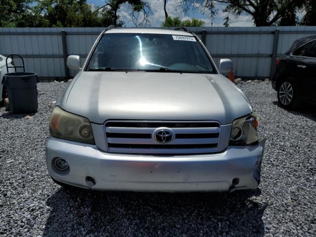 JTEEP21AX40010007 - 2004 TOYOTA HIGHLANDER GRAY photo 5
