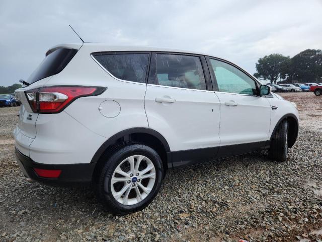 1FMCU9GD6HUB37216 - 2017 FORD ESCAPE SE WHITE photo 3