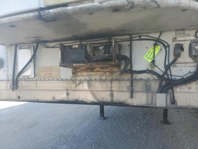 1UYVS2480CU463542 - 2012 UTILITY VS2RA WHITE photo 9