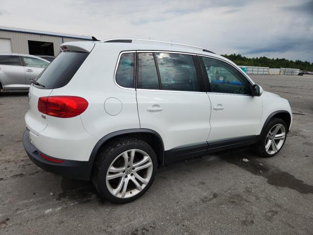 WVGAV7AX8GW505619 - 2016 VOLKSWAGEN TIGUAN S WHITE photo 3