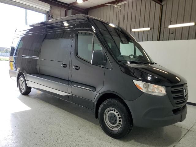 W1Z4KGHY9ST210829 - 2025 MERCEDES-BENZ SPRINTER 2500 BLACK photo 4