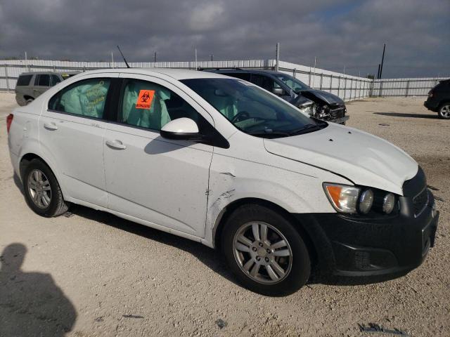 1G1JC5SB4D4243180 - 2013 CHEVROLET SONIC LT WHITE photo 4