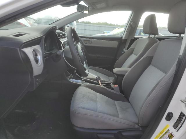 5YFBURHE6JP816140 - 2018 TOYOTA COROLLA L WHITE photo 7